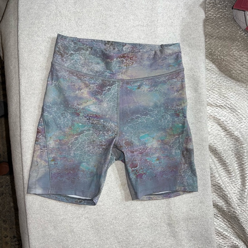 lululemon lab Luxtreme™ High-Rise Training Short 6", Size 4